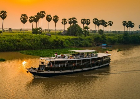 Toum Tiou Cruise