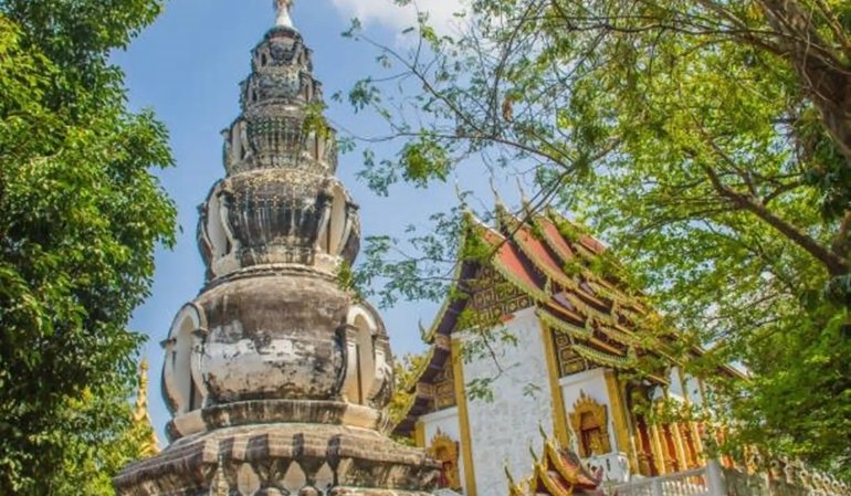Wat Tu Kao in Chiang Mai