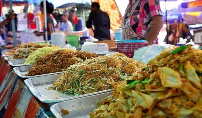 street food in pattaya thailand