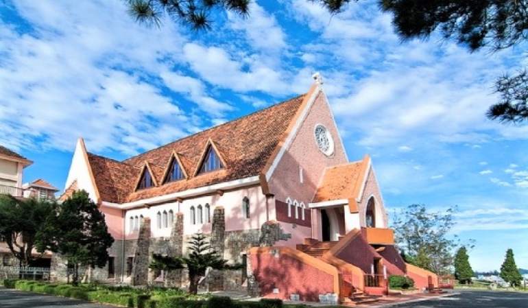Domaine de Marie Church