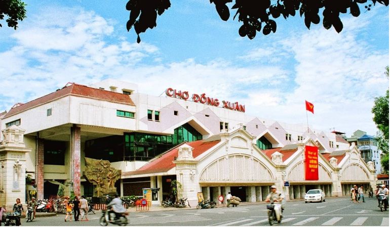 Dong Xuan Market Largest Market In Hanoi