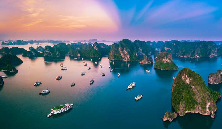 Halong tourism