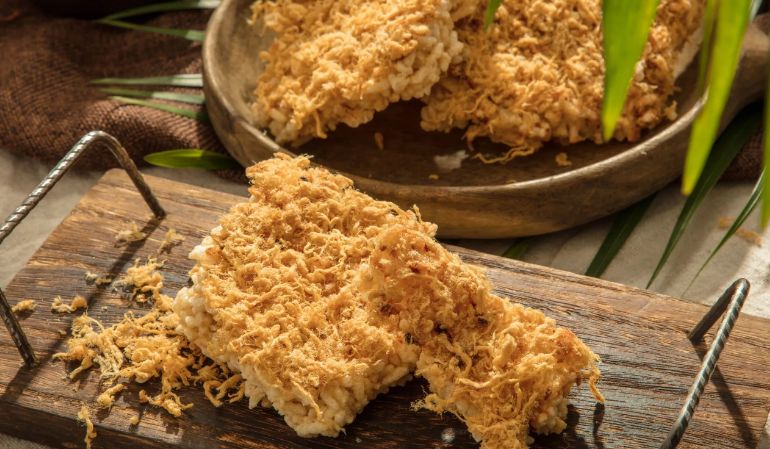 Scorched Rice in ninh binh vietnam
