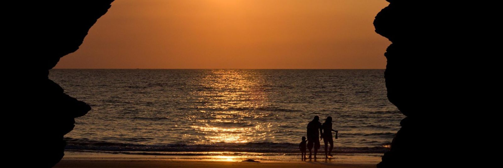 Ngwesaung Tours: Beach Breaks & Fresh Seafood