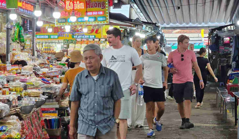 The 1st Floor of Dong Ba Market
