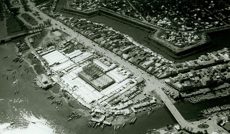 Dong Ba market in Hue, Vietnam in 1969
