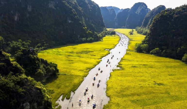 Ngo Dong River on Tam Coc Ninh Binh