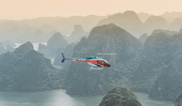 Sightseeing tour Halong Bay