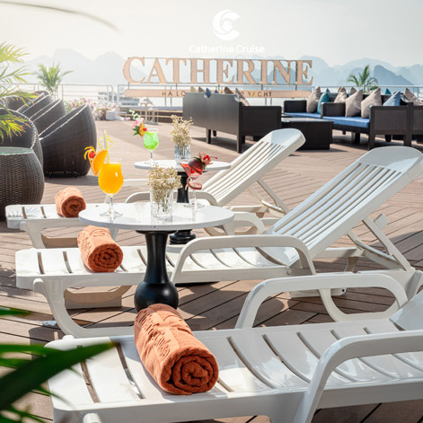 Catherine Cruise in Halong Bay