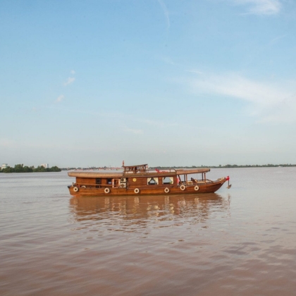 Discover Mekong River on Dragon Eyes Cruise