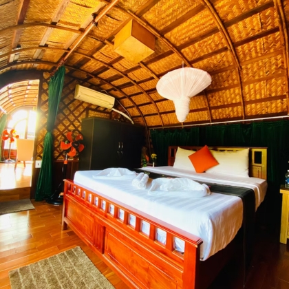 Discover Mekong River on Mango Sampan Cruise