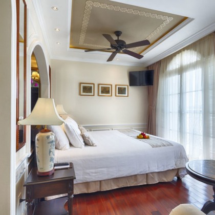 Discover Mekong River on RV Mekong Navigator Cruise