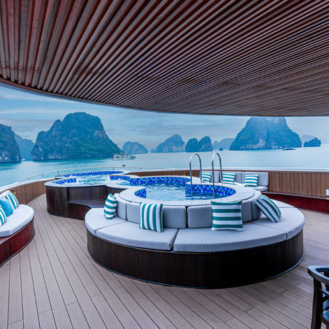 Symphony Cruise in Halong Bay