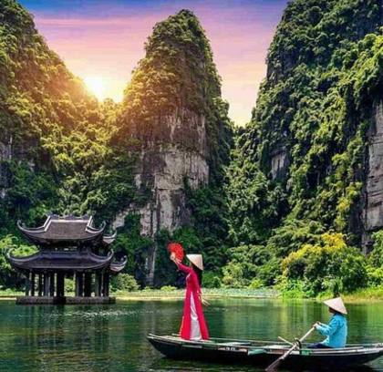 2 weeks Vietnam and Laos tour