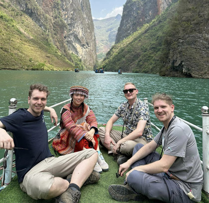 7 Days Hanoi to Ha Giang Loop Tour